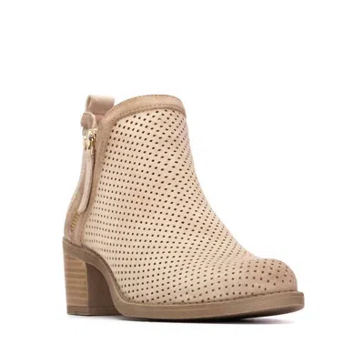 Xti Women's 14503502 Ankle Boot In Beige In Gold