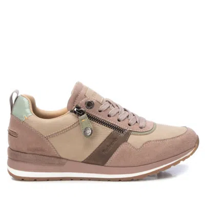 Xti Women's Adjustable Laces Sneakers In Beige