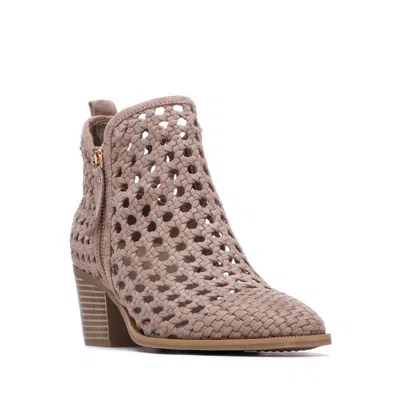 Xti Women's Block Heel Braided Style Ankle Booties In Neutral