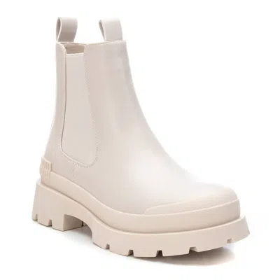 Xti Women's Booties 141535 - Light Pastel Brown, Side Zipper, Medium Heel In Neutral