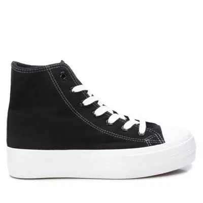 Xti Women's Canvas High-top Sneakers In Black