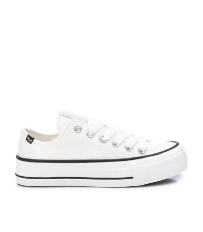 Xti Women's Trainer Sneakers In White