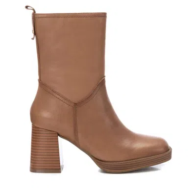 Xti Women's Carmela 161205 Booties In Taupe In Brown