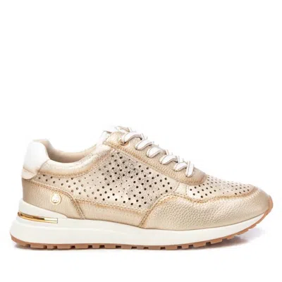 Xti Women's Casual Fashion Sneakers In Gold In Neutral