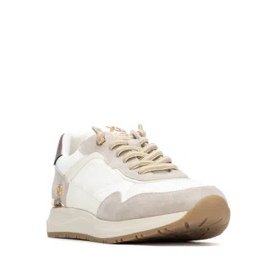 Xti Women's Casual Lace Up Sneakers In White