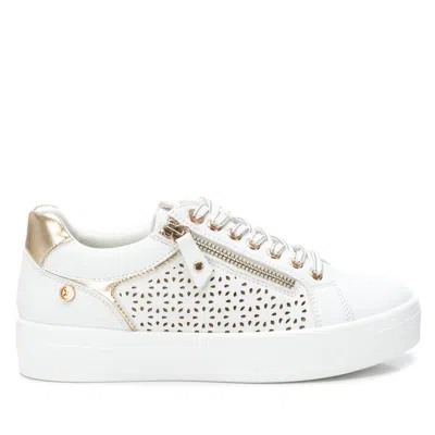 Xti Women's Casual Sneakers By  In White