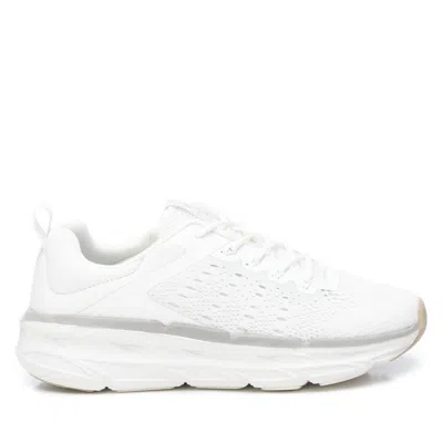 Xti Women's Casual Sneakers By  In White