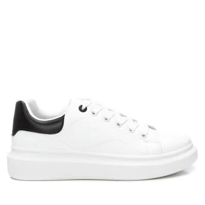 Xti Women's Casual Sneakers In Black