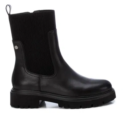 XTI WOMEN'S CHELSEA BOOTIES IN BLACK