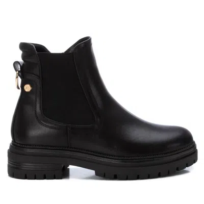 Xti Women's Chelsea Booties In Black