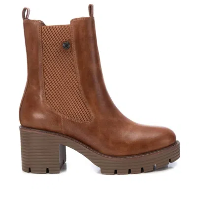 Xti Women's Chelsea Booties In Camel In Brown