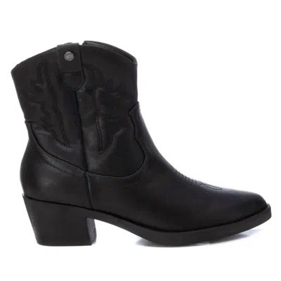 Xti Women's Cowboy Booties In Black