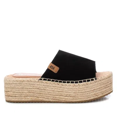 Xti Women's Flat Sandals In Black