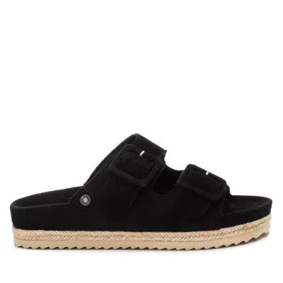 Xti Women's Flat Sandals In Black