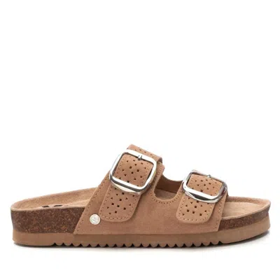 Xti Women's Flat Sandals In Camel In Multi