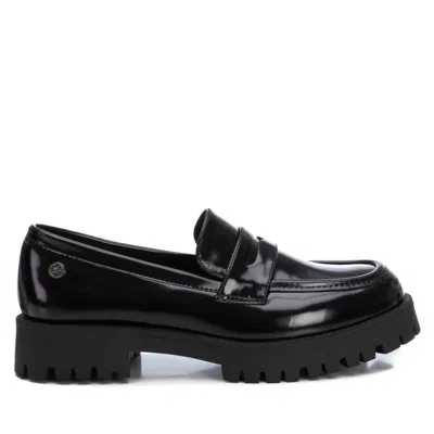 XTI WOMEN'S FLAT SHOES IN BLACK