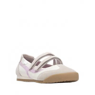 Xti Women's Flat Shoes In Ice In Multi