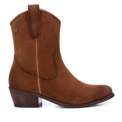 Xti Women's Italian Western Leather Booties In Camel In Brown