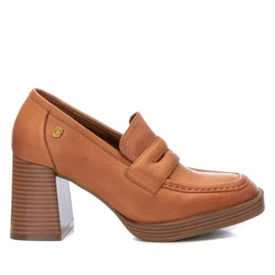 Xti Women's Leather Heeled Loafers In Camel In Multi
