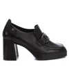 Xti Women's Leather Moccasins In Black In Black