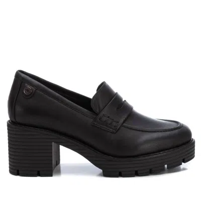 Xti Women's Leather Moccasins In Black