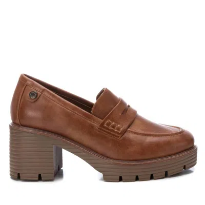 Xti Women's Leather Moccasins In Camel In Brown