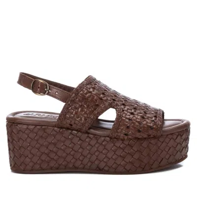 Xti Women's Leather Sandal In Taupe In Burgundy