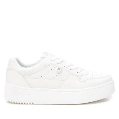 Xti Women's Non-slip Sneakers In White