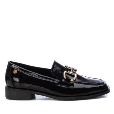 Xti Women's Patent Leather Moccasins In Black