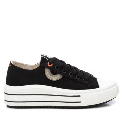Xti Women's Platform Canvas Sneakers Refresh By  In Black