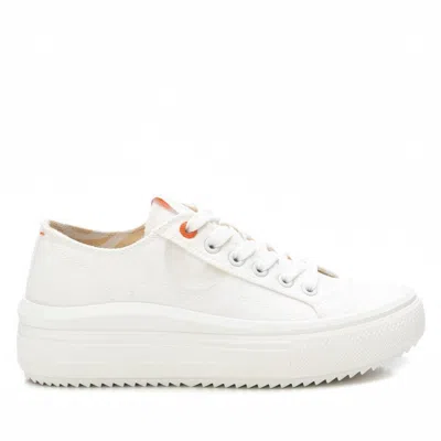 Xti Women's Platform Canvas Sneakers Refresh By  In White