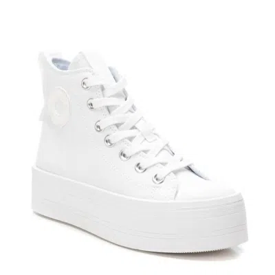 Xti Women's Refresh Hi-cut Sneakers In White