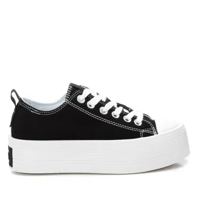 Xti Women's Refresh Sneakers In Black