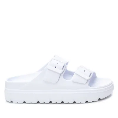 Xti Women's Rubber Flat Sandals By  In White