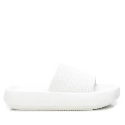XTI WOMEN'S RUBBER FLAT SANDALS BY XTI