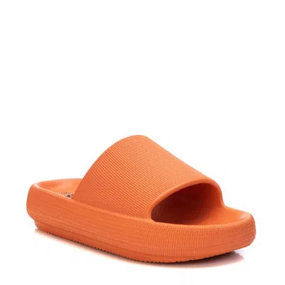 Xti Women's Rubber Flat Sandals In Orange