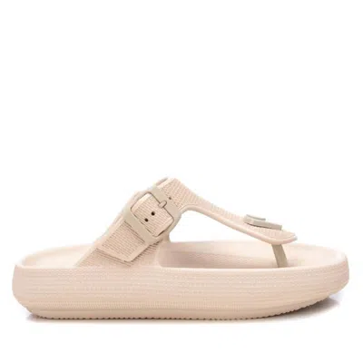 XTI WOMEN'S RUBBER FLIP FLOPS SANDALS IN LIGHT BEIGE
