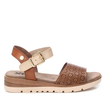 Xti Women's Sandals In Taupe In Grey