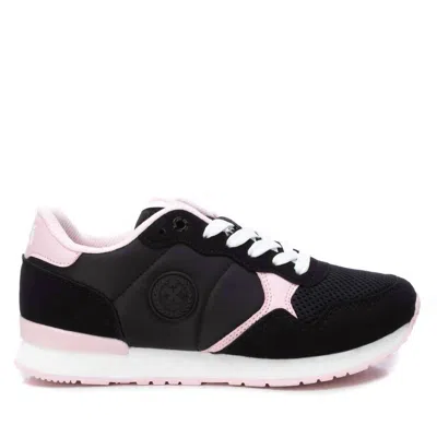 Xti Women's Sneakers In Black
