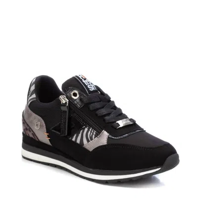 Xti Women's Sneakers In Black