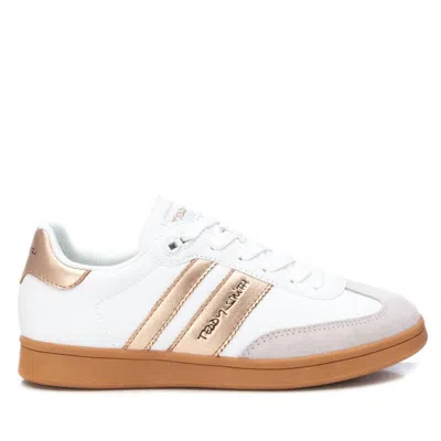 Xti Women's Tds 120033 Sneakers In Gold In White