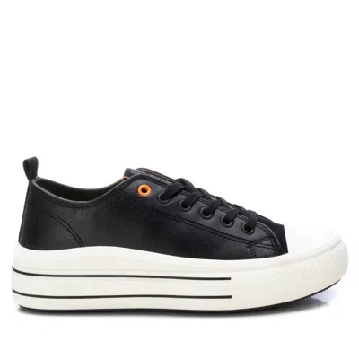 Xti Women's Trainer Sneakers In Black