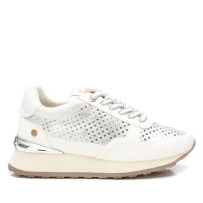 Xti Women's Trainer Sneakers In White