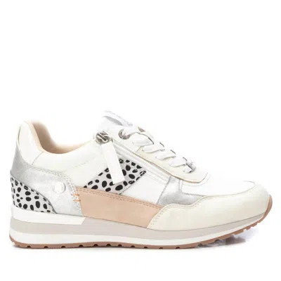 Xti Women's Trainer Sneakers In White