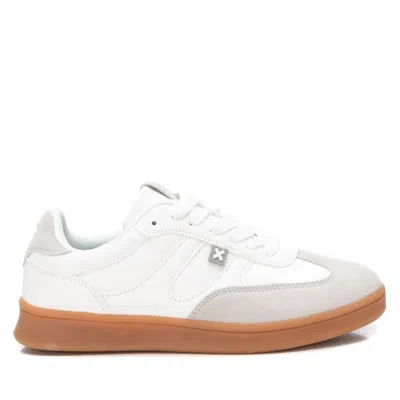 Xti Women's Trainer Sneakers In White