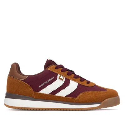 Xti Women's Trainers Sneakers In Camel In Brown