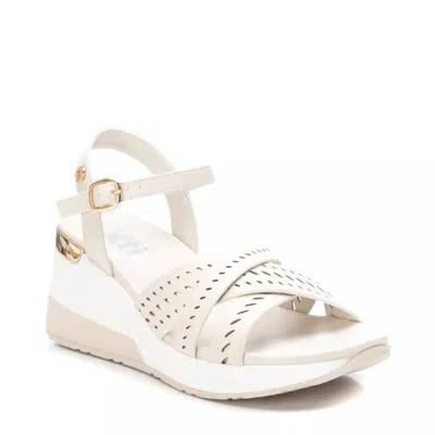 Xti Women's Wedge Cross Strap Sandals In Light Beige