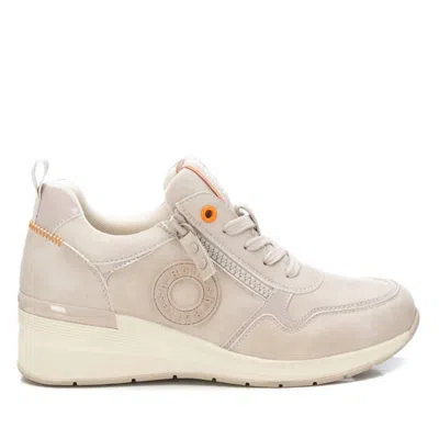 XTI WOMEN'S WEDGE TRAINER SNEAKERS IN ICE
