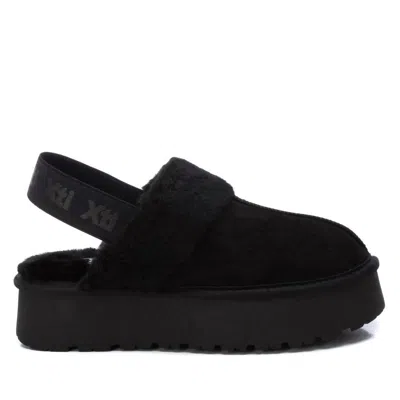 Xti Women's Winter Clogs In Black