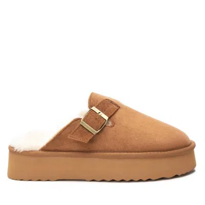 Xti Women's Winter Clogs In Camel In Brown